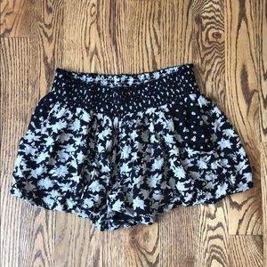 Patterned shorts